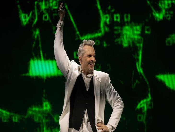 Miguel Bosé arrasa el Auditorio Nacional y alista show en Veracruz