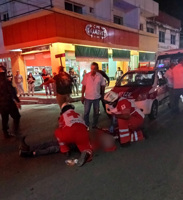 Hombre es atropellado por un taxi y resulta lesionado en Martínez de la Torre