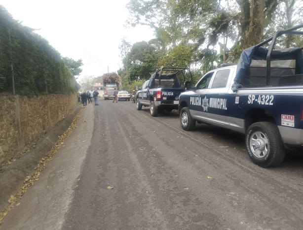 Trabajador cañero sufre accidente en Córdoba: se electrocuta y cae del camión