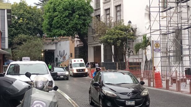 Grave accidente en Palacio de Gobierno de Veracruz; trabajador cae desde 5 metros