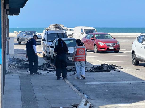 Indigente prende fuego y causa alarma en el fraccionamiento Costa Verde