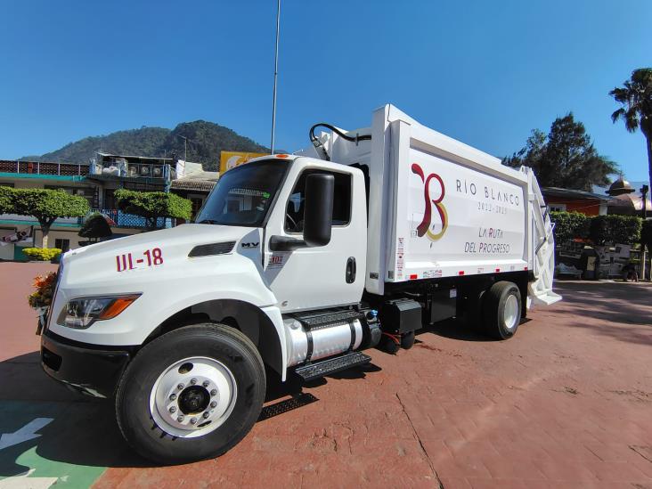 Adquieren en Río Blanco dos compactadores de basura