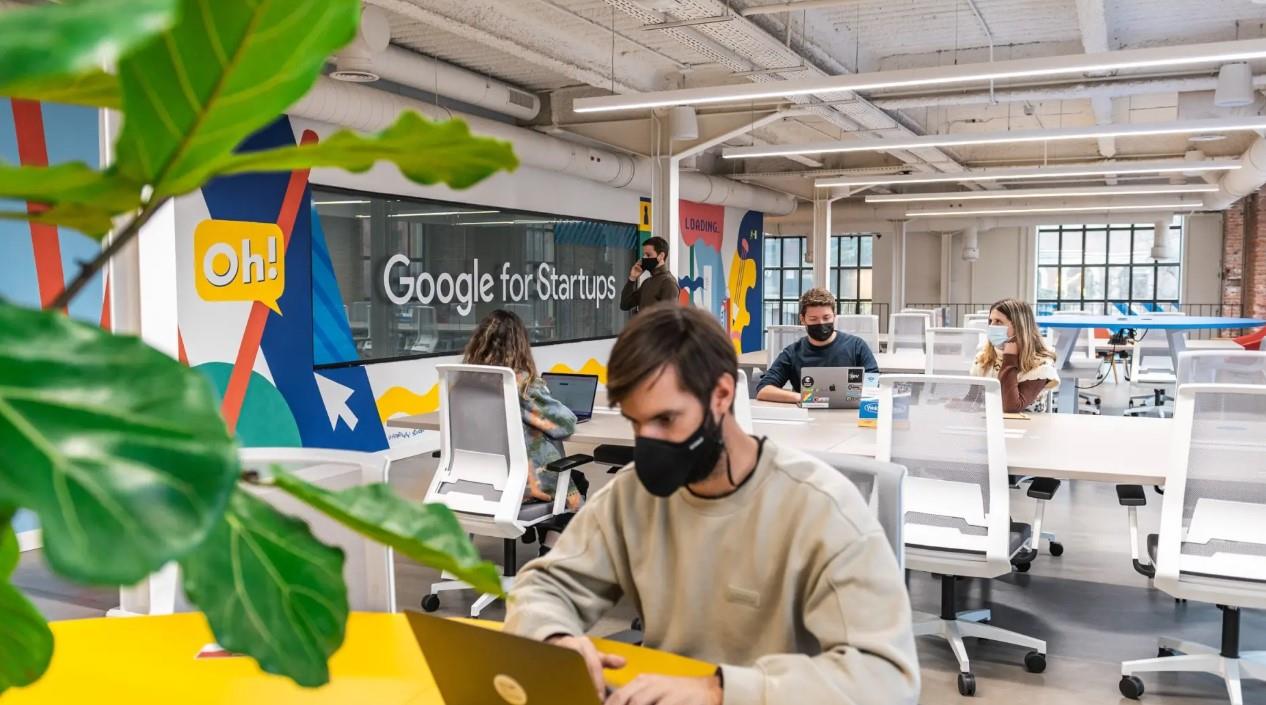 Google pagará más de 20 mdd a empleados por discriminación racial