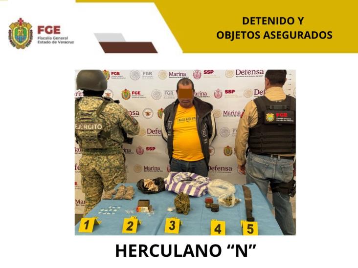 Aseguran droga, municiones y detienen a hombre en cateo en Altotonga