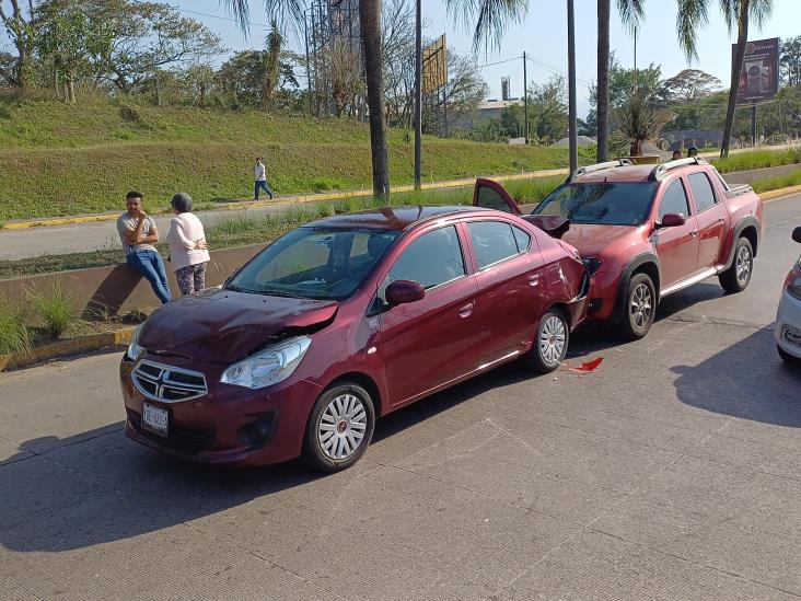 Se registra choque por alcance en bulevar Tratados de Córdoba