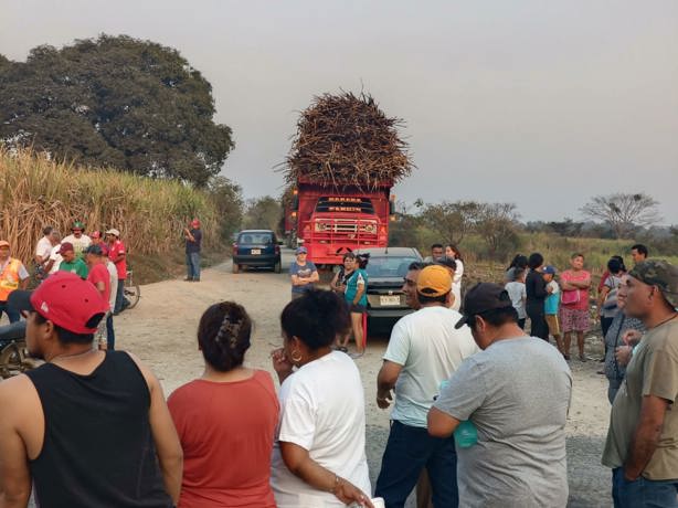 Cateos en Cuichapa y Omealca dejan un detenido; familiares protestan