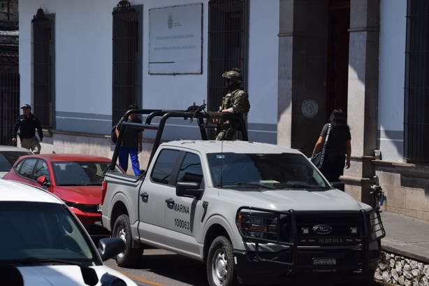 Cateos en Cuichapa y Omealca dejan un detenido; familiares protestan