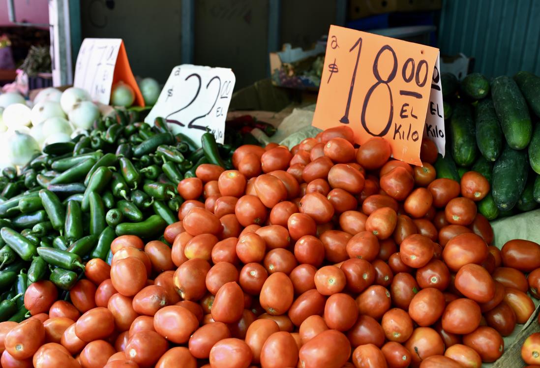 Aumento en precios de carne y pollo preocupa al sector restaurantero en Veracruz