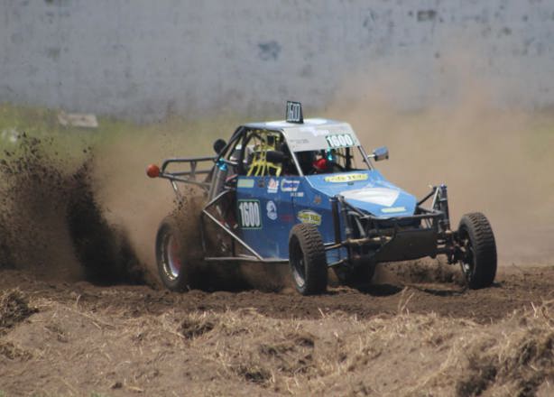 Espectaculares carreras de Off Road en el Emotion Extreme Fest 2025