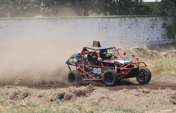 Espectaculares carreras de Off Road en el Emotion Extreme Fest 2025