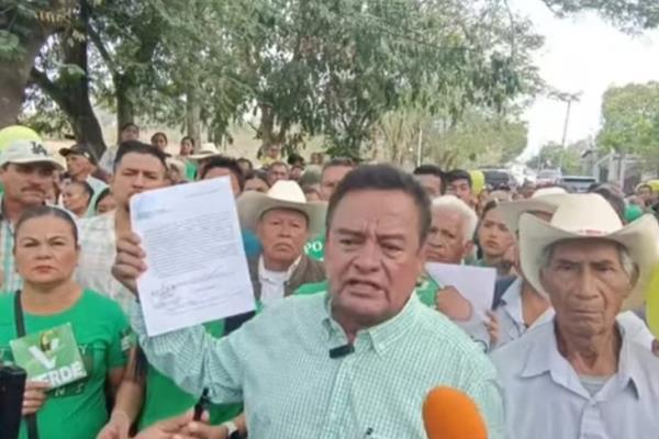 Fui absuelto; puedo participar en proceso electoral: Celestino Rivera Hernández