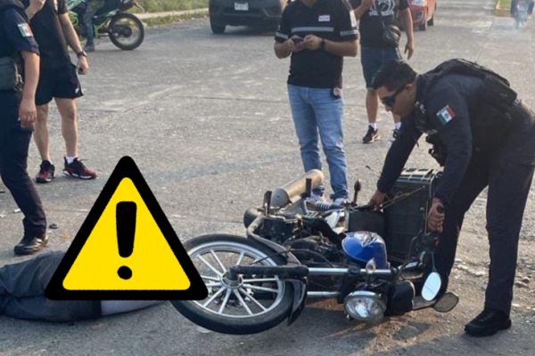 Motociclista sufre posible fractura tras accidentarse en Martínez de la Torre