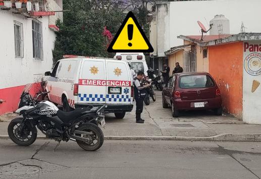 En Xalapa, mujer pierde la vida tras caer de una escalera