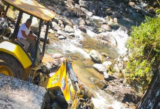 CMAS niega haber desviado cauce del Pixquiac