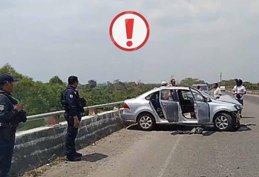 Fuerte accidente en el Puente Dos de Martínez de la Torre