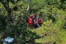 Pierde el control y cae en una pendiente del bulevar Xalapa-Coatepec