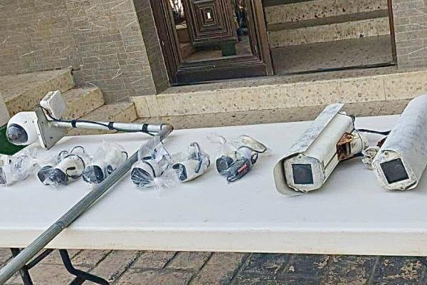 En operativo policial, retiran cámaras ilegales en Cerro Azul