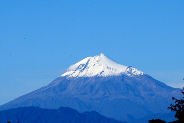 ¿Quién fue la primera persona en escalar el Pico de Orizaba y en qué año lo hizo?