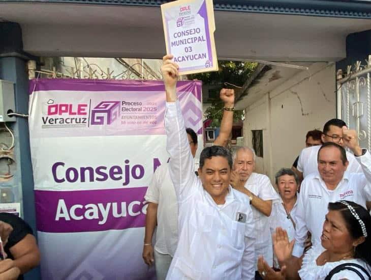 Cierran candidatos actos protocolarios de registro en Acayucan