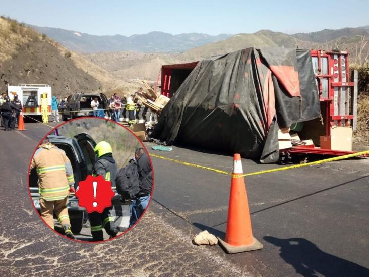 Identifican a operador de torton fallecido en accidente en Cumbres de Maltrata