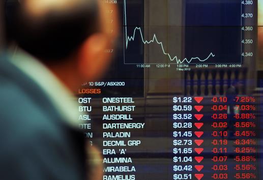 Crece pánico bursátil mientras el mundo busca rebajar los aranceles de Trump