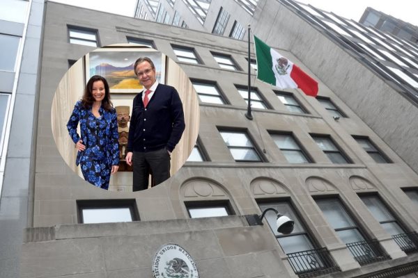 Fran Drescher conocida por su papel de la "Nana Fine" acude a la embajada de México en EU