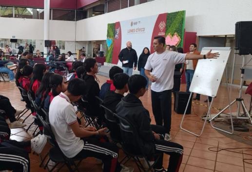 En TEBAEV Las Trancas adoptan hábitos saludables con Salud 360