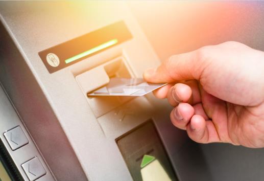 De esta forma puedes evitar que clonen tu tarjeta de débito en durante Semana Santa 2025