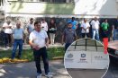 Taxistas protestan en oficinas de Tránsito en Xalapa; van contra aplicaciones como UBER y Didi