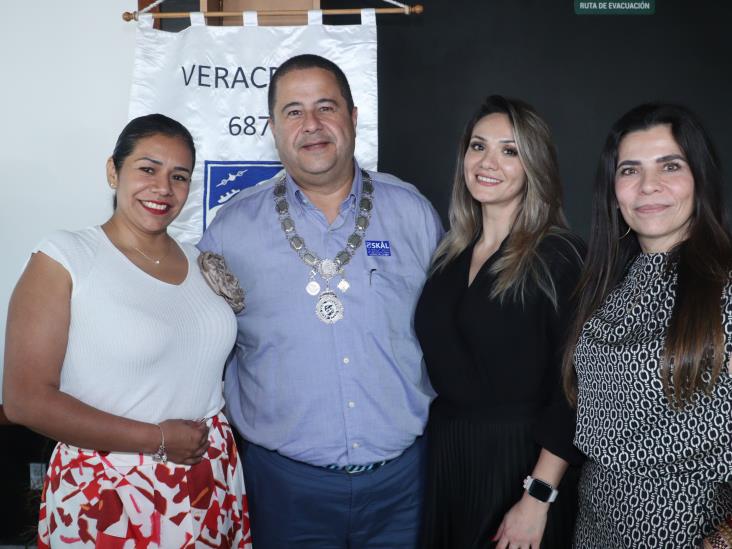 Socios del Club Skål Veracruz efectúan tercera asamblea