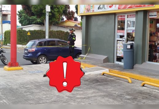 Muere indigente afuera del Oxxo Beisborama de Córdoba, ¿qué le pasó?