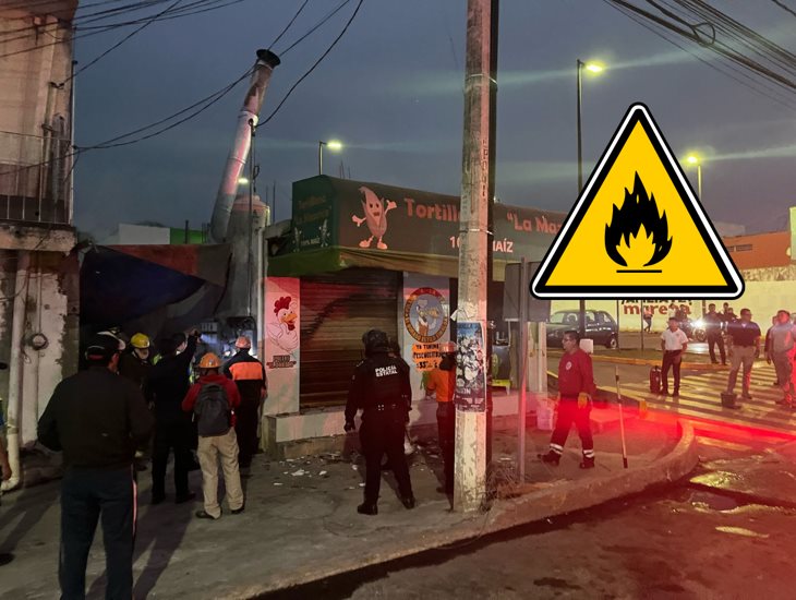 Voraz incendio consume dos negocios en Banderilla, ¿qué lo causó?