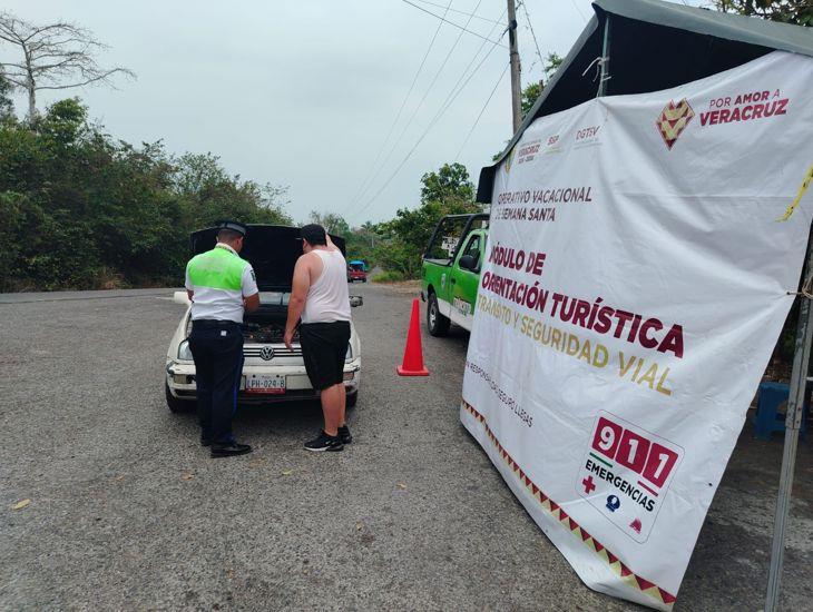 Con operativo, refuerza Tránsito estatal apoyo a turistas en Poza Rica y Tihuatlán