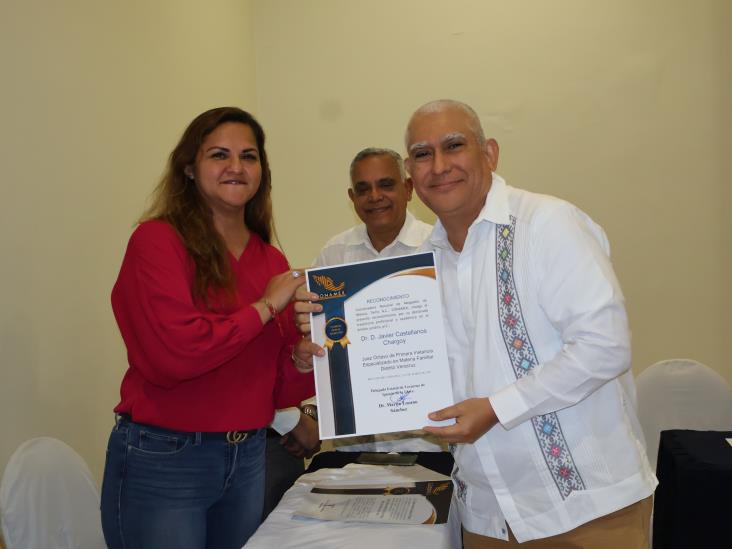 CONAMEX Veracruz reconoce a abogados por su trayectoria