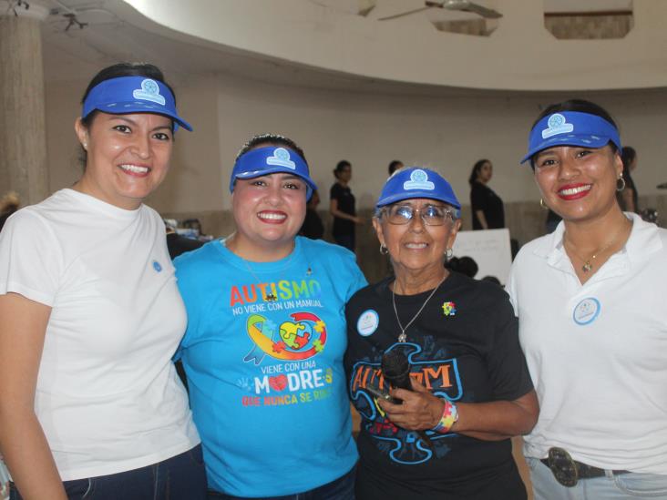 Red ´Veracruz Inclusivo´ realizan ´Expo autismo y emprendimiento: compras con causa, vidas con propósito´