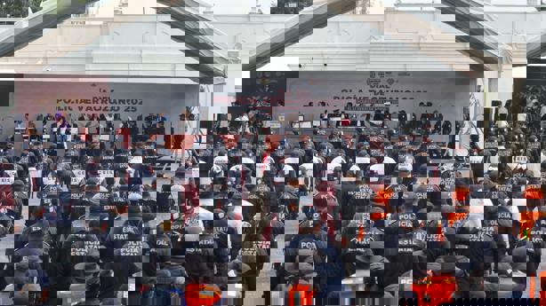 Rocío Nahle anuncia construcción de viviendas para policías en el puerto de Veracruz