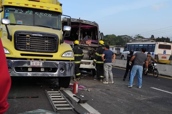 Accidente en la Veracruz - Cardel revela posible corrupción en el sistema de transporte público: abogado