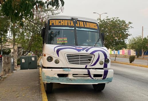 Camión urbano atropella y quita la vida a un hombre en El Coyol, Veracruz