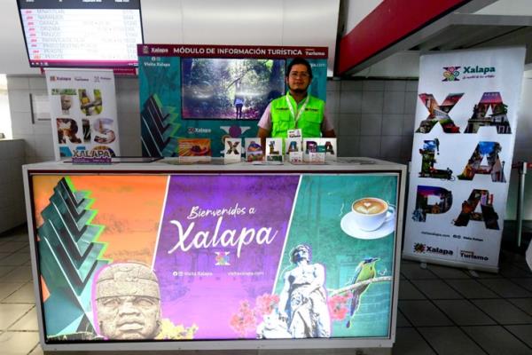 Xalapa: habilitan módulo de Información Turística en CAXA