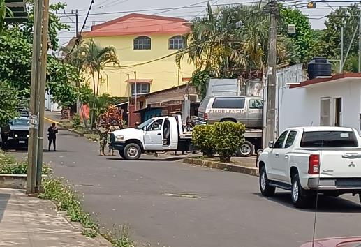 Realizan cateo en colonia Aguillón Guzmán de Córdoba; hay un detenido
