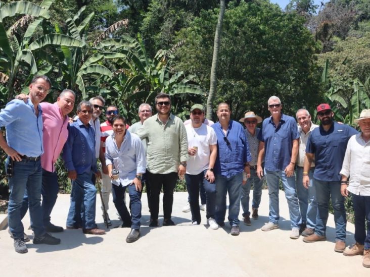 Efectúan reunión del Club Skål Veracruz del mes de abril