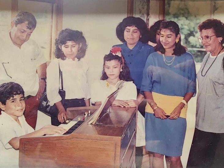 Sol y Sones de María Elena Hernández Lara, cronista de Tierra Blanca