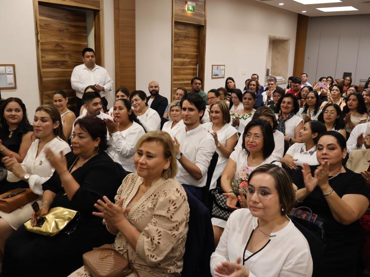 Realizan toma de protesta del Colegio Mexicano de Nutriólogos Capítulo Veracruz AC