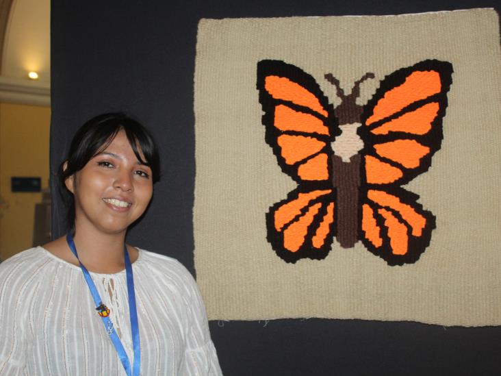 Alumnos de Talleres Libres de la UV exponen sus creaciones en tapiz