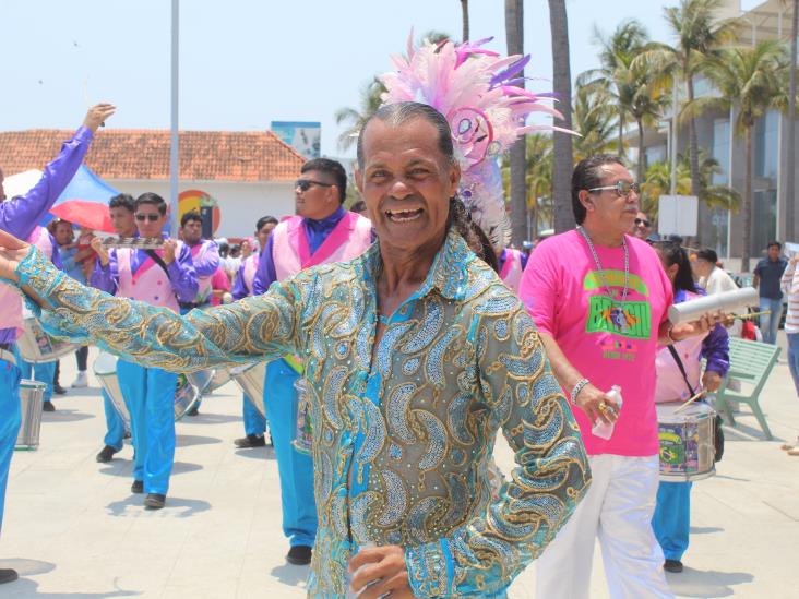 Efectúan primera rumbata del Carnaval de Veracruz 2025 de Semana Santa