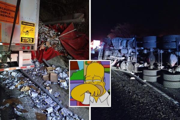 Tráiler con cervezas vuelca en el libramiento de Xalapa