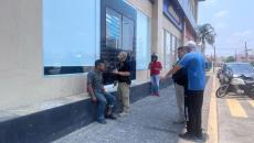 Hallan a hombre golpeado afuera de una plaza comercial en Boca del Río