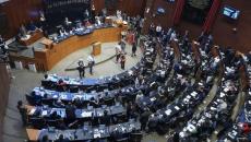 Aprueba el Senado que trabajadores de CFE, Pemex y SAT porten armas