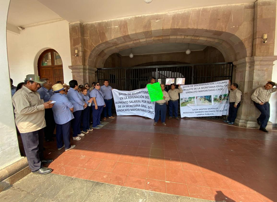 Conmemoran Día del Trabajo en Acayucan diversos sindicatos