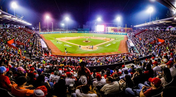 ¿Cuánto cuesta la cerveza en el Estadio Beto Ávila para ver a El Águila de Veracruz?